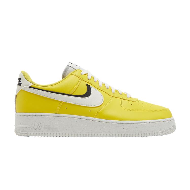 Air Force 1 '07 LV8 '82 - Tour Yellow'